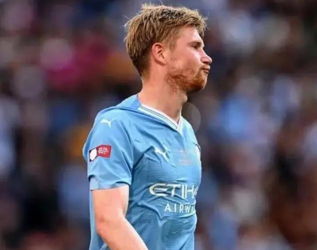 美国队带队取胜!,德布劳内重要时刻爆冷引发球迷热议 美国队带队取胜!,德布劳内重要时刻爆冷引发球迷热议