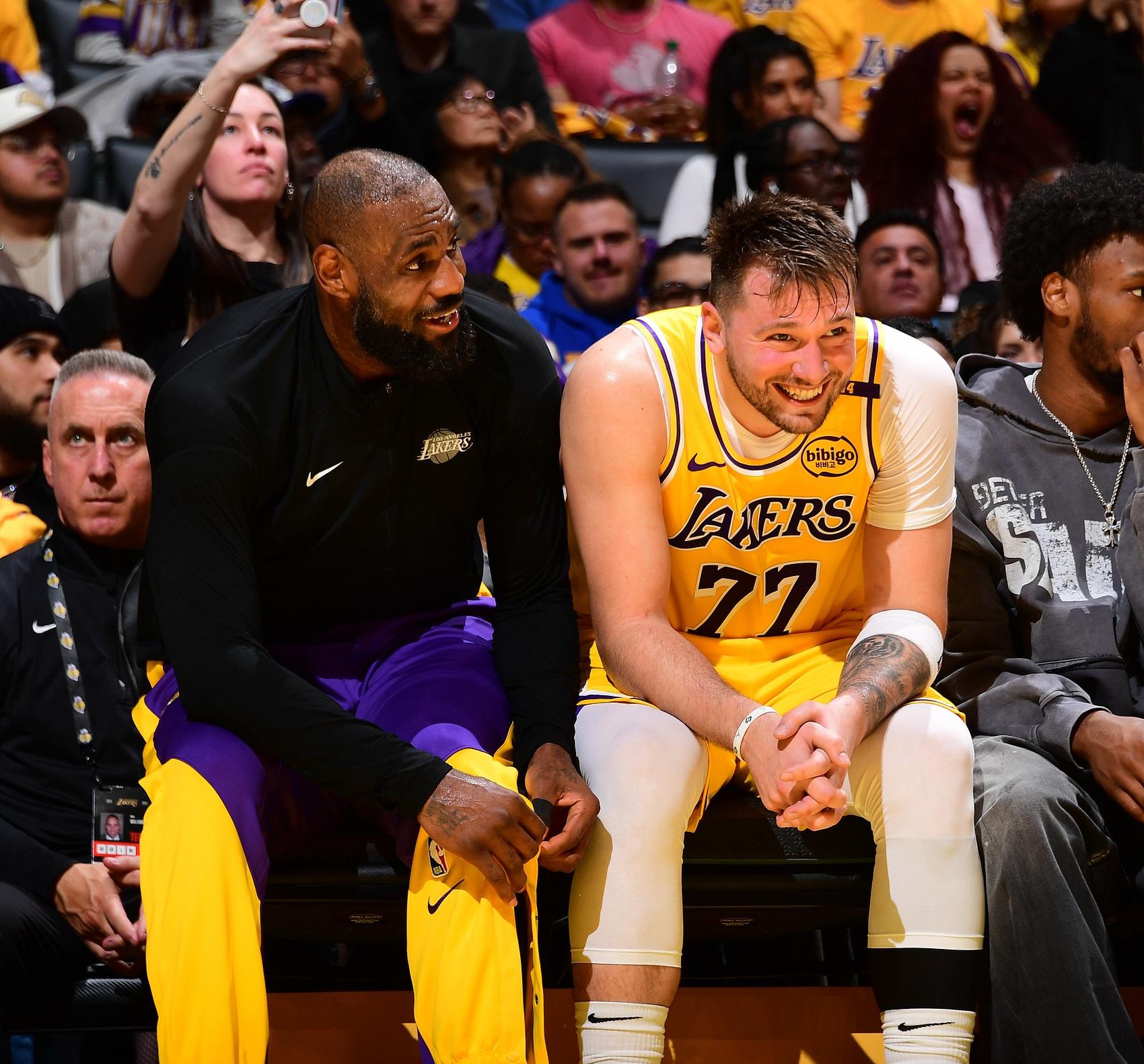 熊猫体育-包含欧联倒计时，洛杉矶湖人今晨篮板制胜，细节引发关注，底气十足，赛程密集仍需轮换的词条