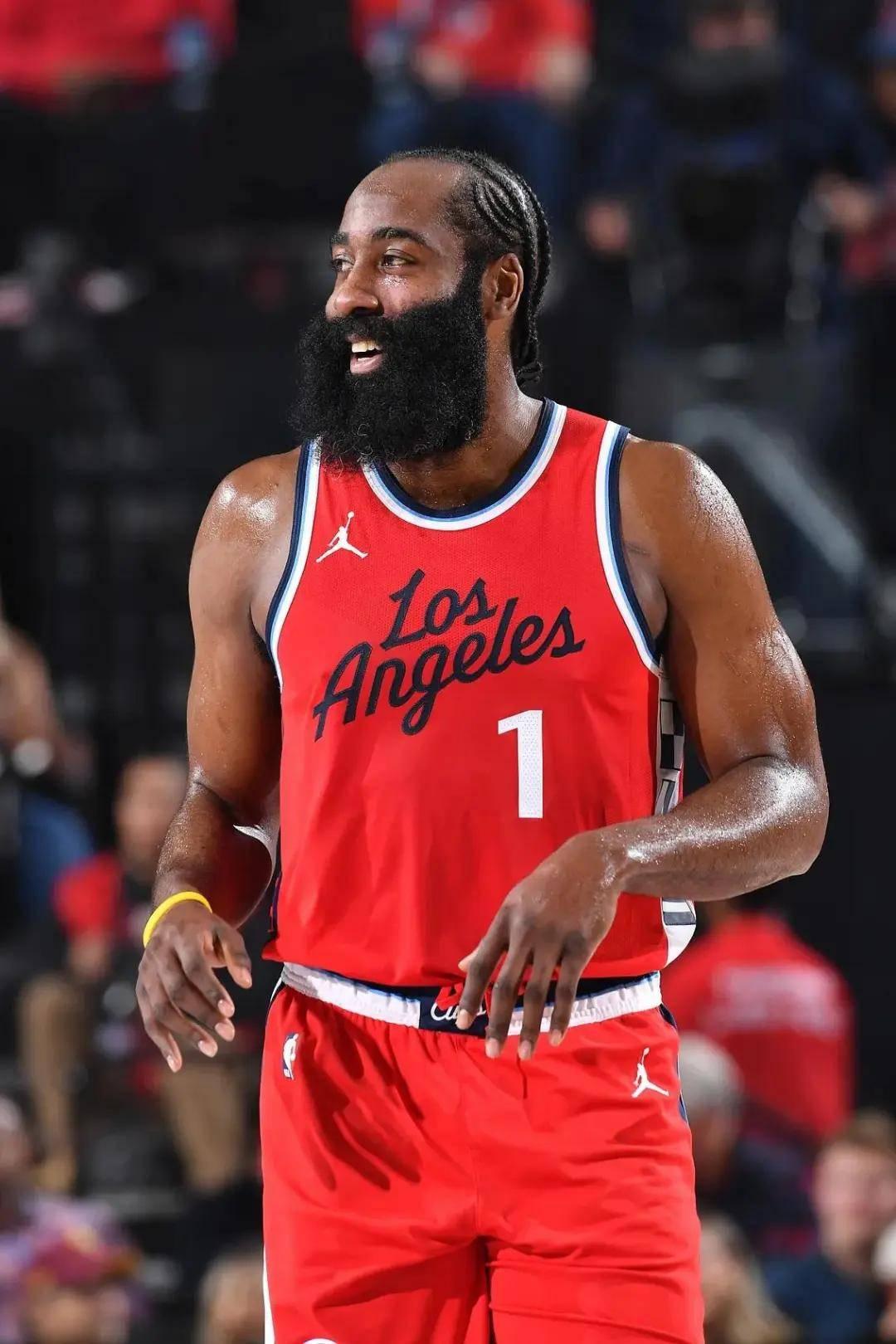 PANDA-哈登赛事官方发布比分优势明显新规，老鹰争议不断！的简单介绍